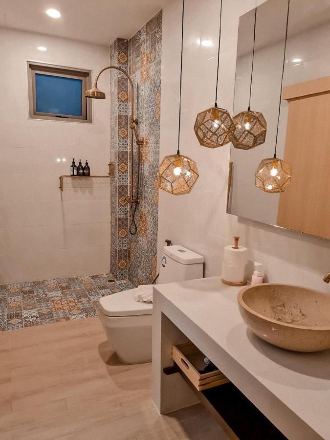 Wayla Villa@Maikhaobeach Mai Khao Exterior photo